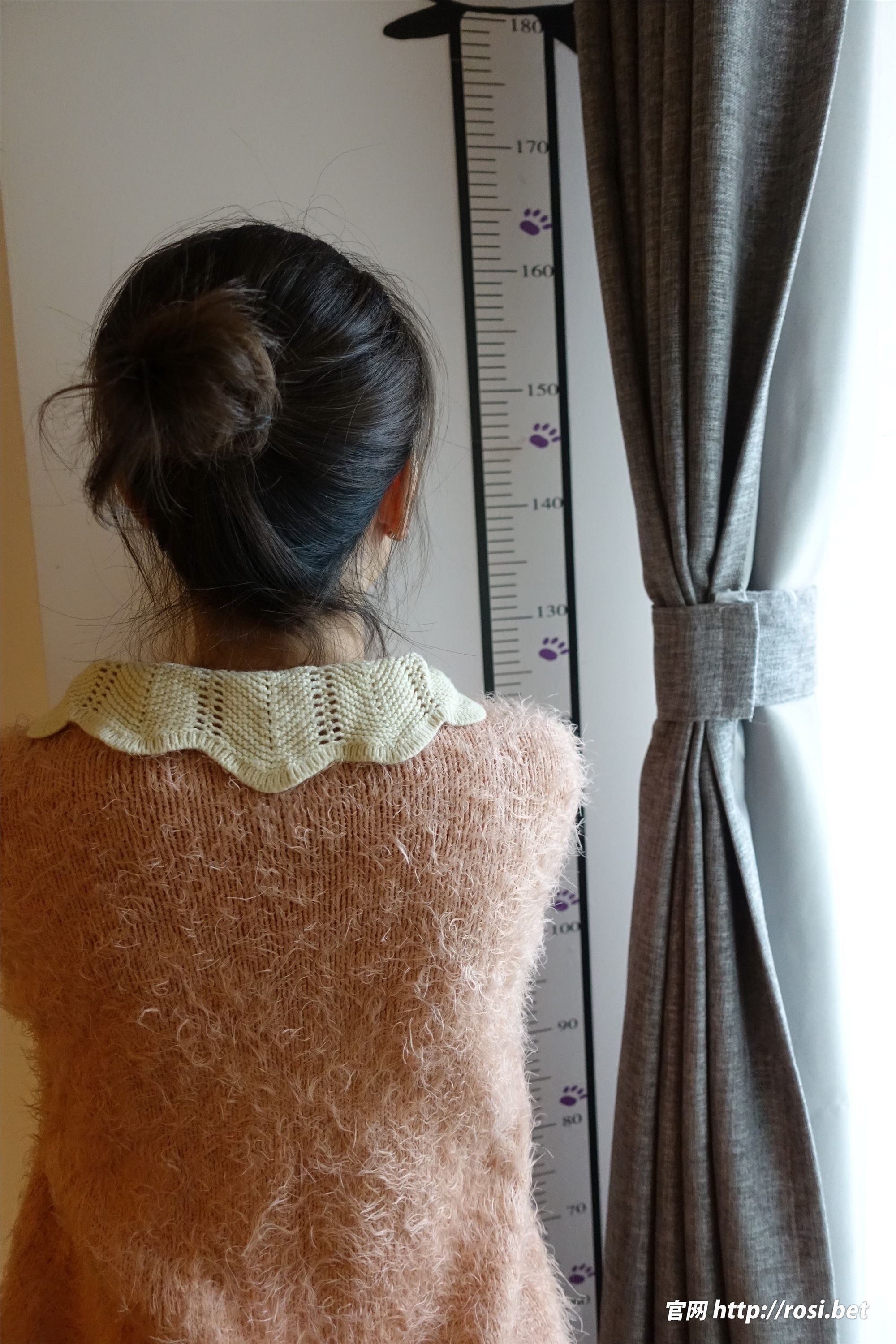 ROSI写真 2023.12.22 NO.4400